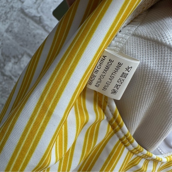 TEMPORTREK one piece swimsuit women’s medium NWT yellow striped - Picture 2 of 7